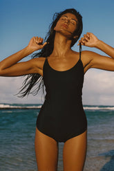 Jackie One Piece in Black / Skatie Outlets