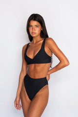 Freya Bottom in Black / Skatie US