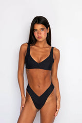 Lucia Top in Black / Skatie Outlets