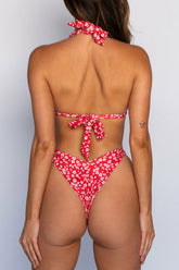 Suzanne Bottom in Corvette / Skatie Discount