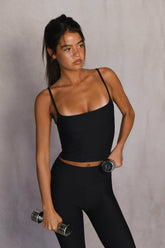 Levi Active Top in Black / Skatie Discount