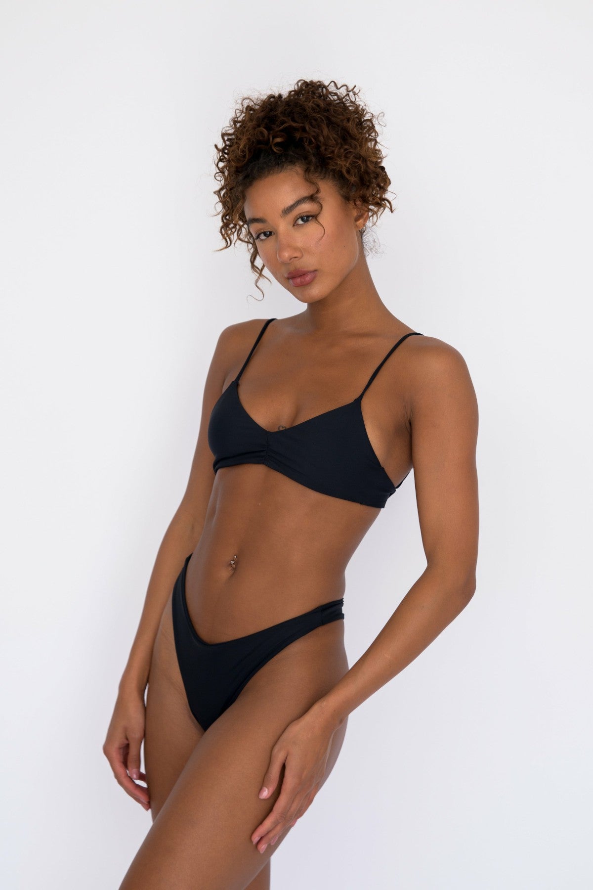 Betsy Bikini Top in Black / Skatie Online