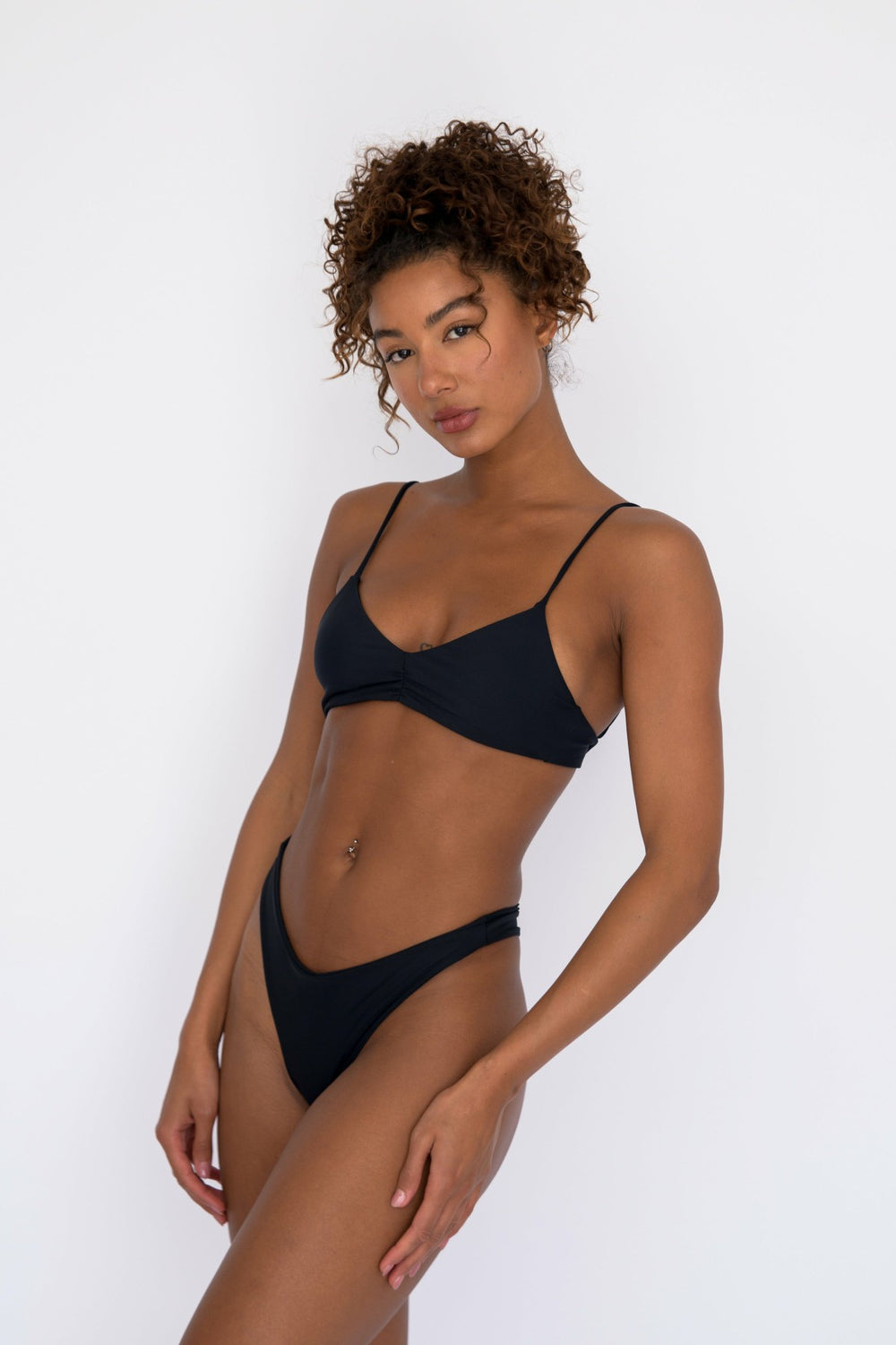 Betsy Bikini Top in Black / Skatie Online