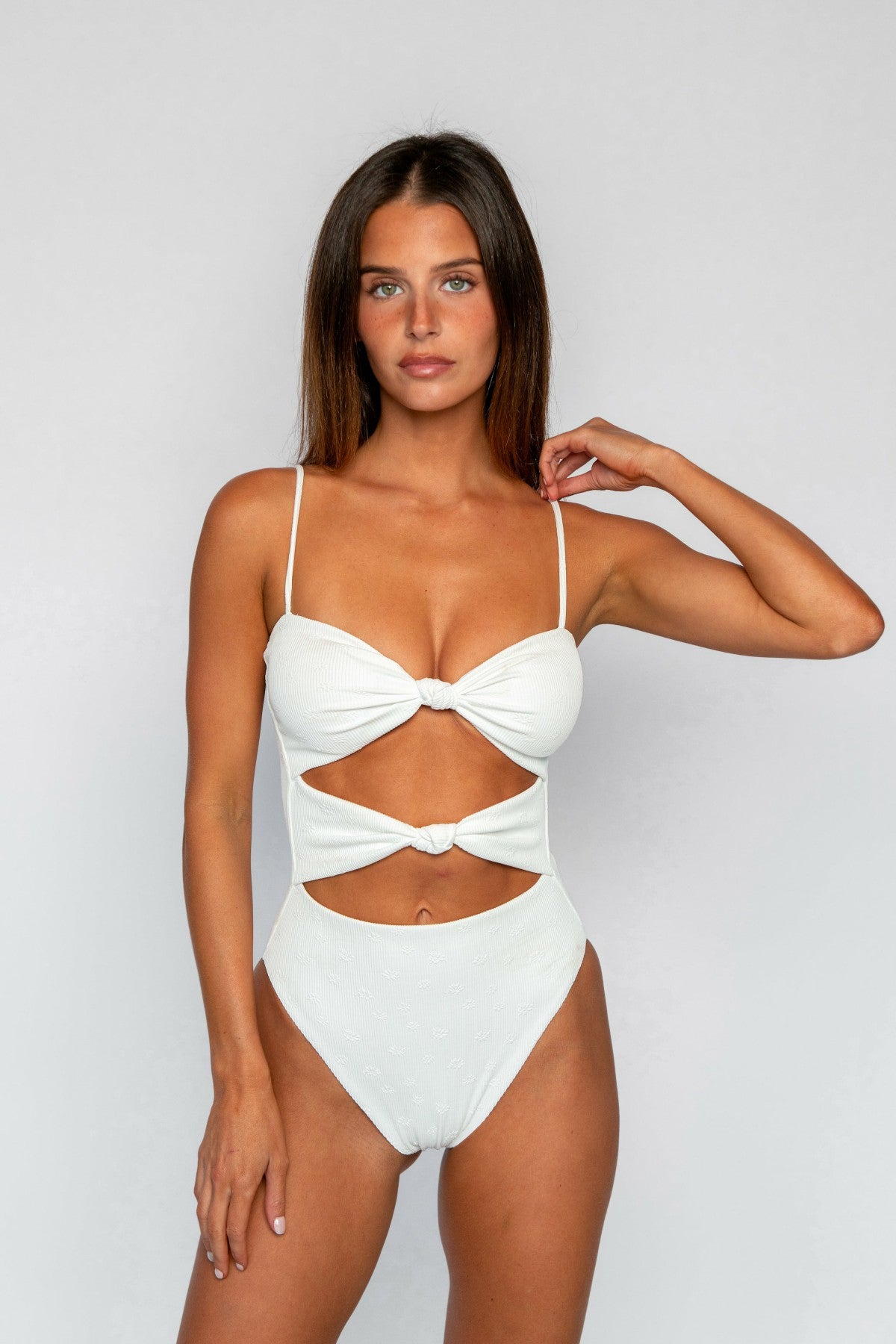 Lisa One Piece in Honeymoon / Skatie Discount