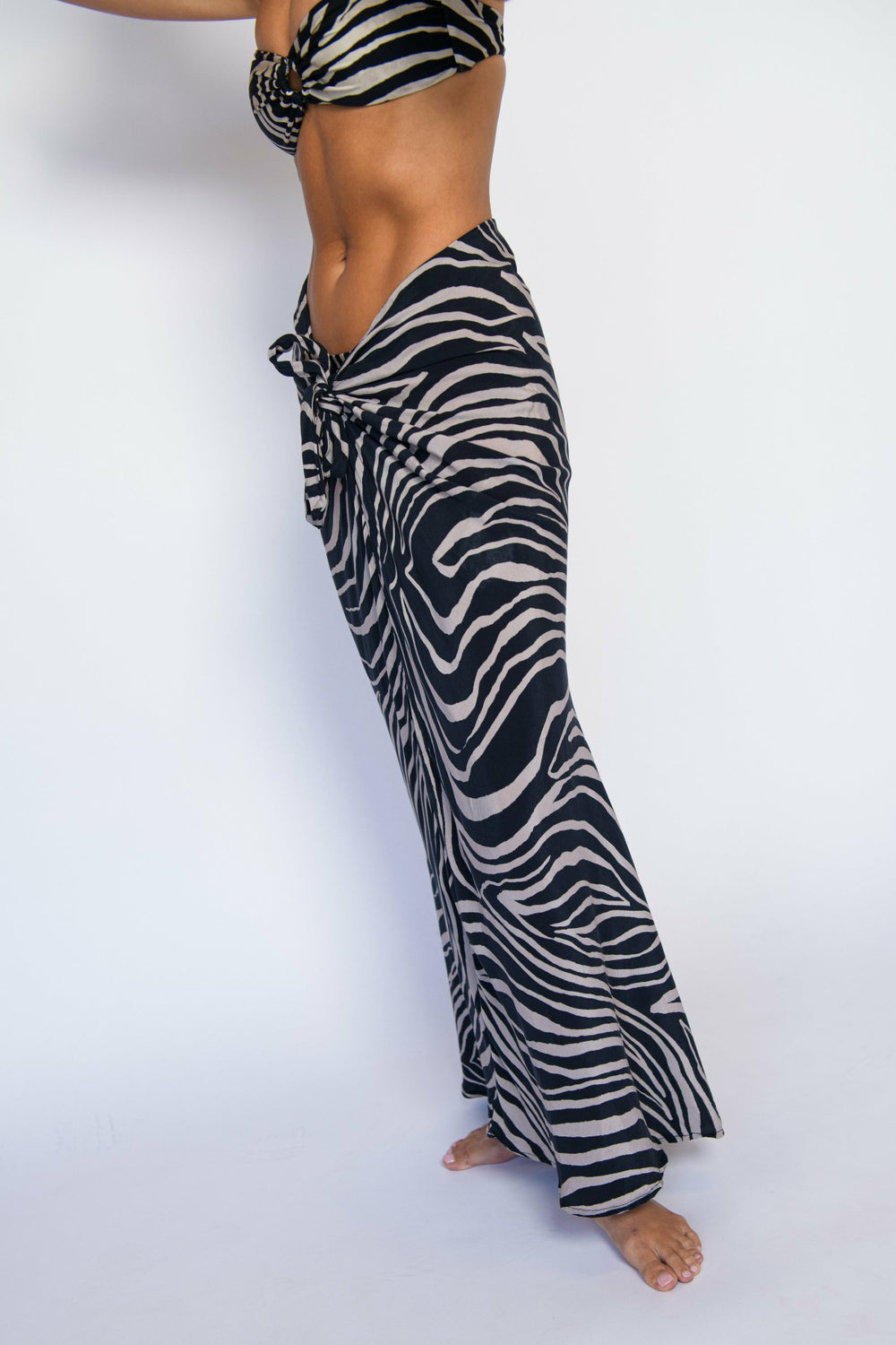 Marissa Skirt Satin in Gasparilla / Skatie US