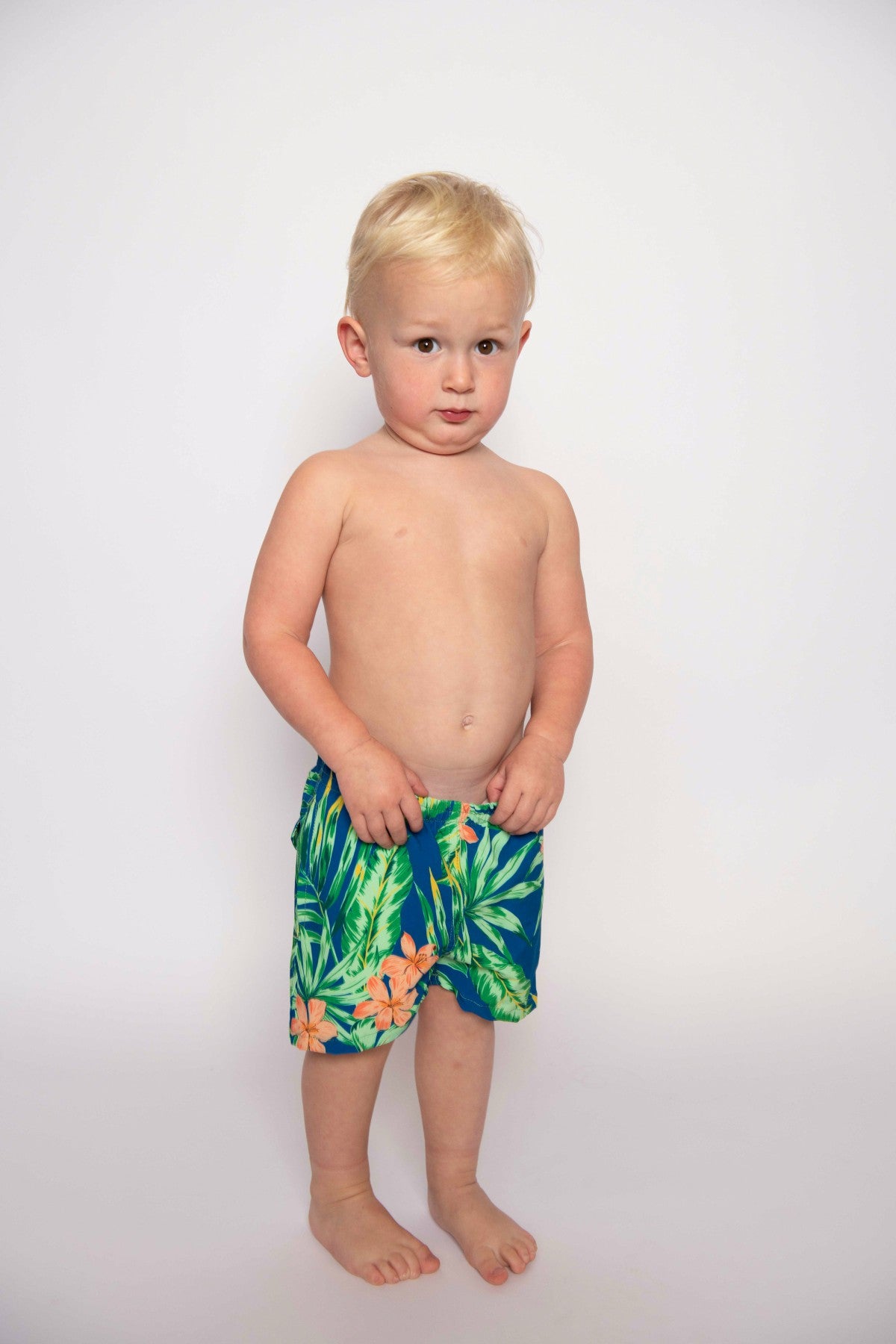 Jones Swim Trunks in Wailua / Skatie US