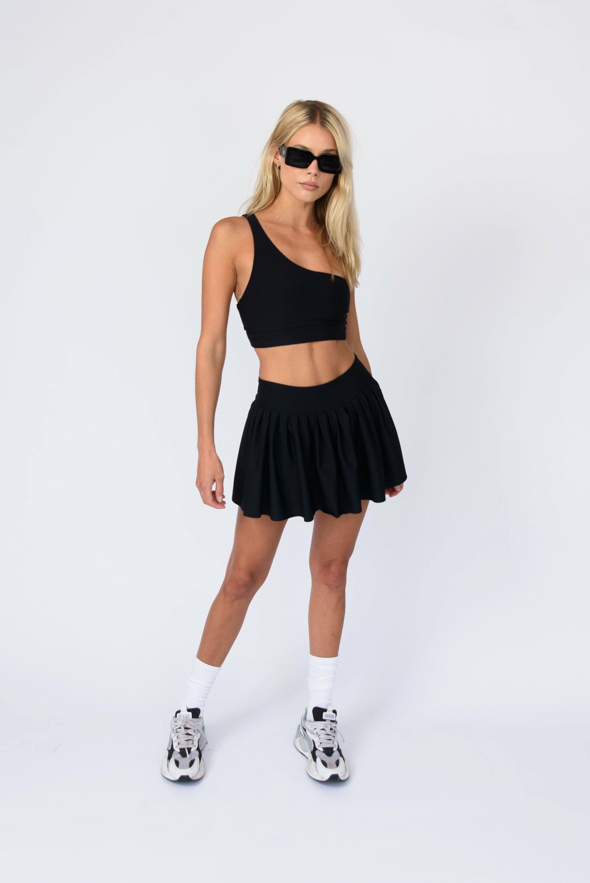 Venus Skirt in Black / Skatie US