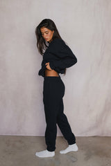 Ultralux Chris Crewneck in Black / Skatie Outlets