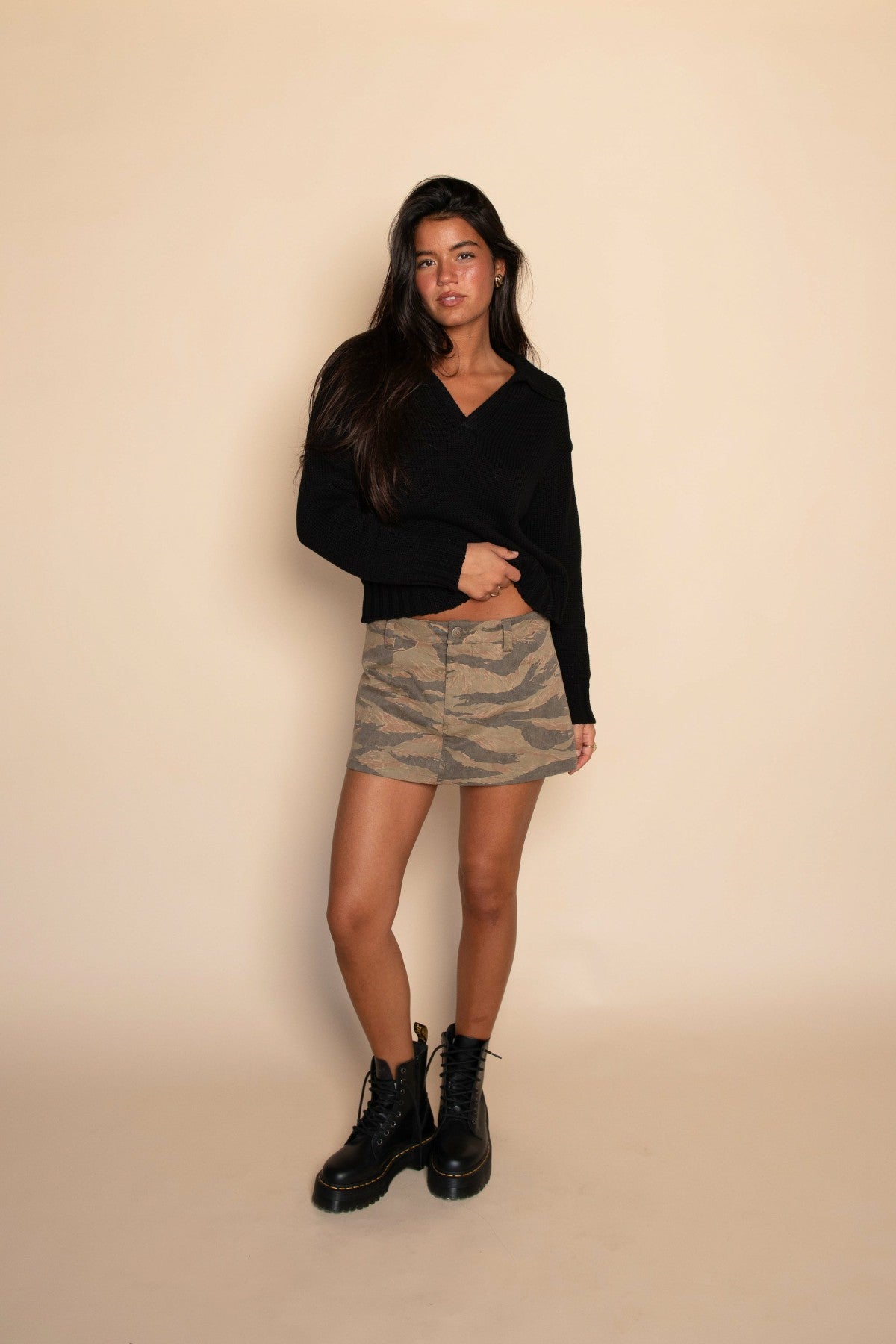 Preppy Sweater in Black / Skatie Sale