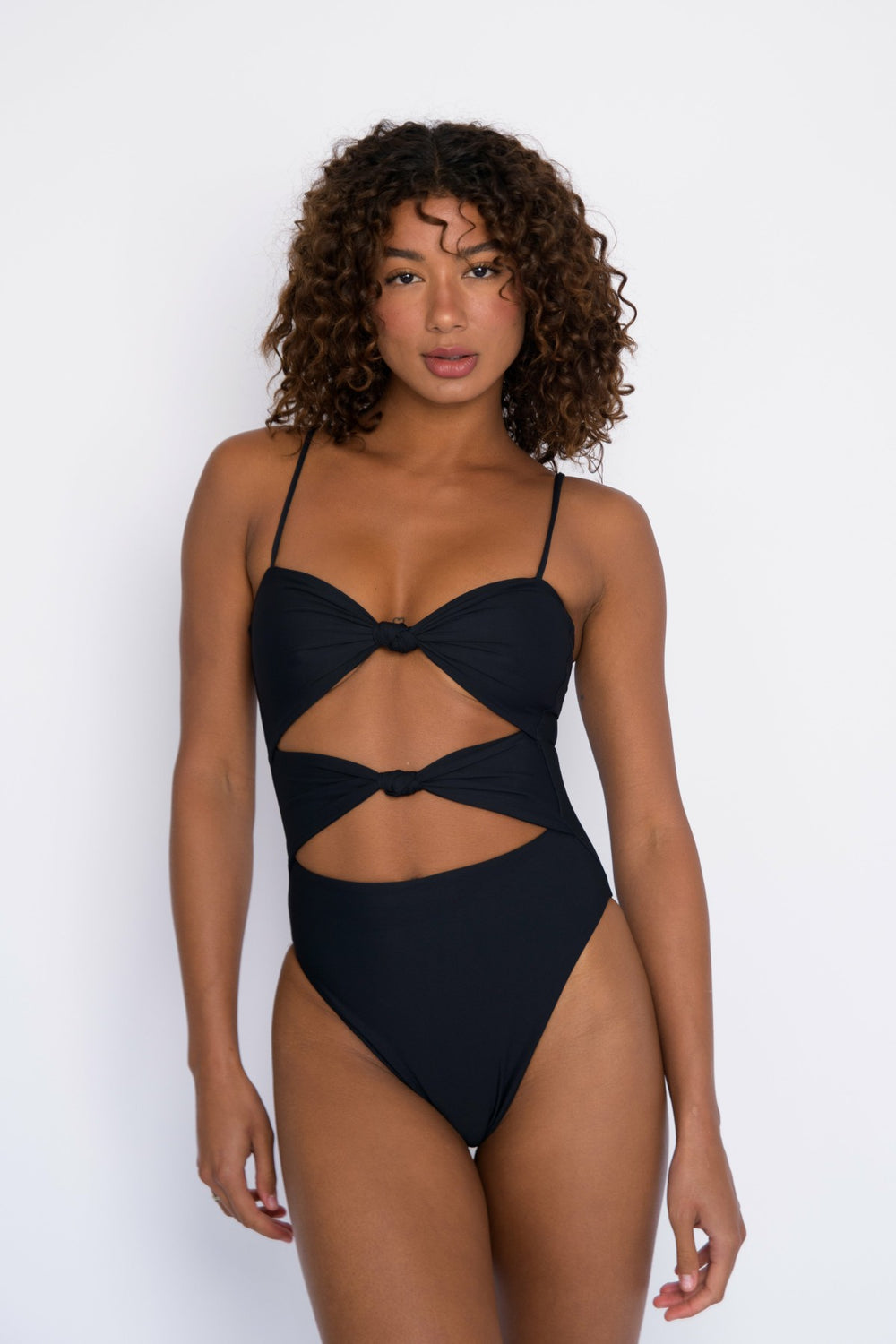 Lisa One Piece in Black / Skatie US