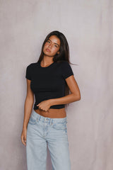 Easy Tee Ribbed in Black / Skatie Outlets