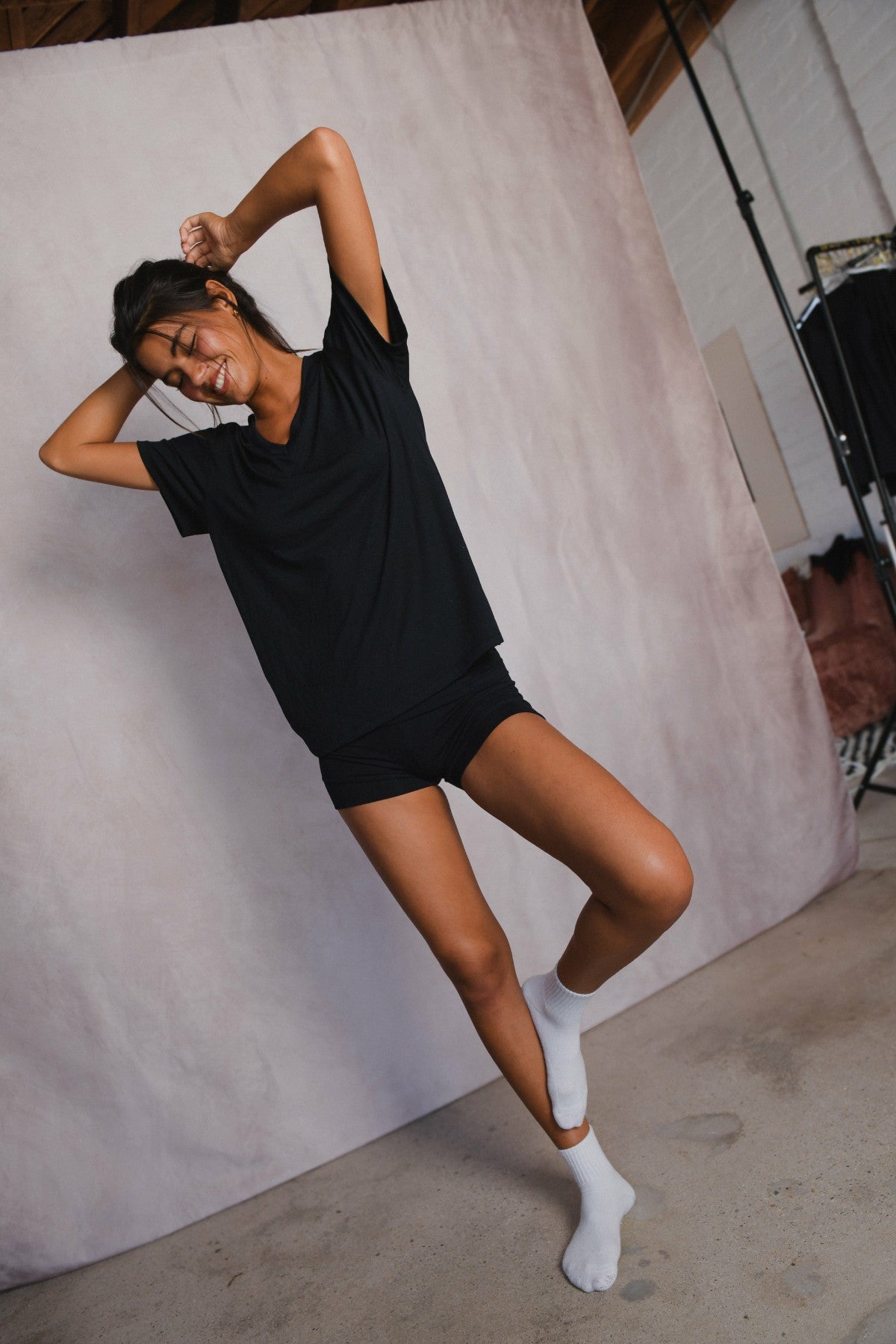 Hubby Tee Jersey in Black / Skatie Online Shop