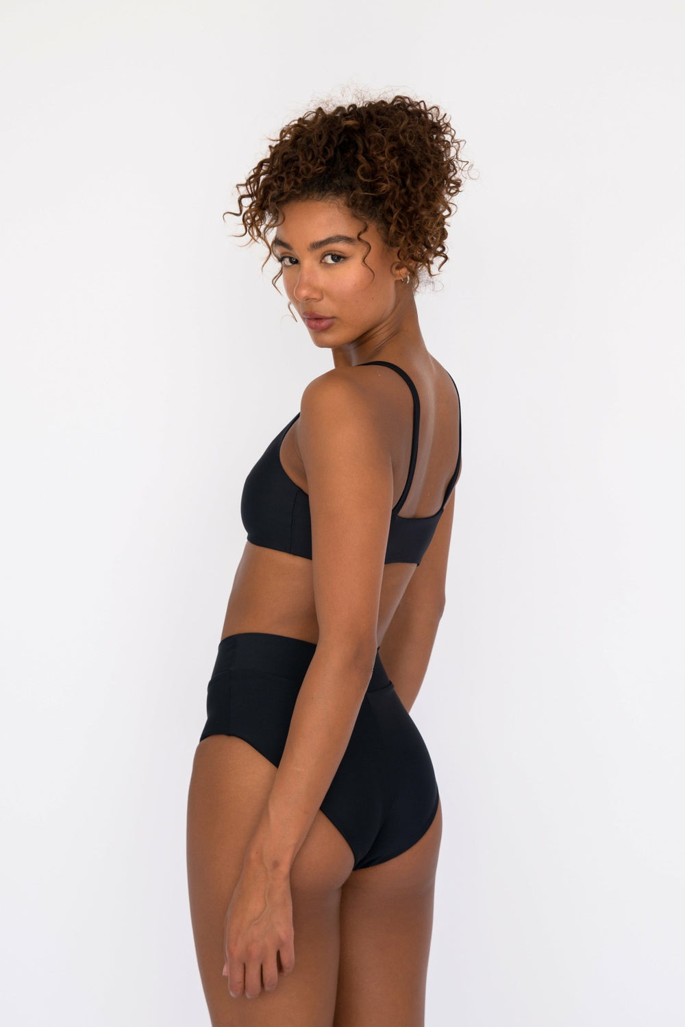 Scarlette Bikini Bottom in Black / Skatie Outlets