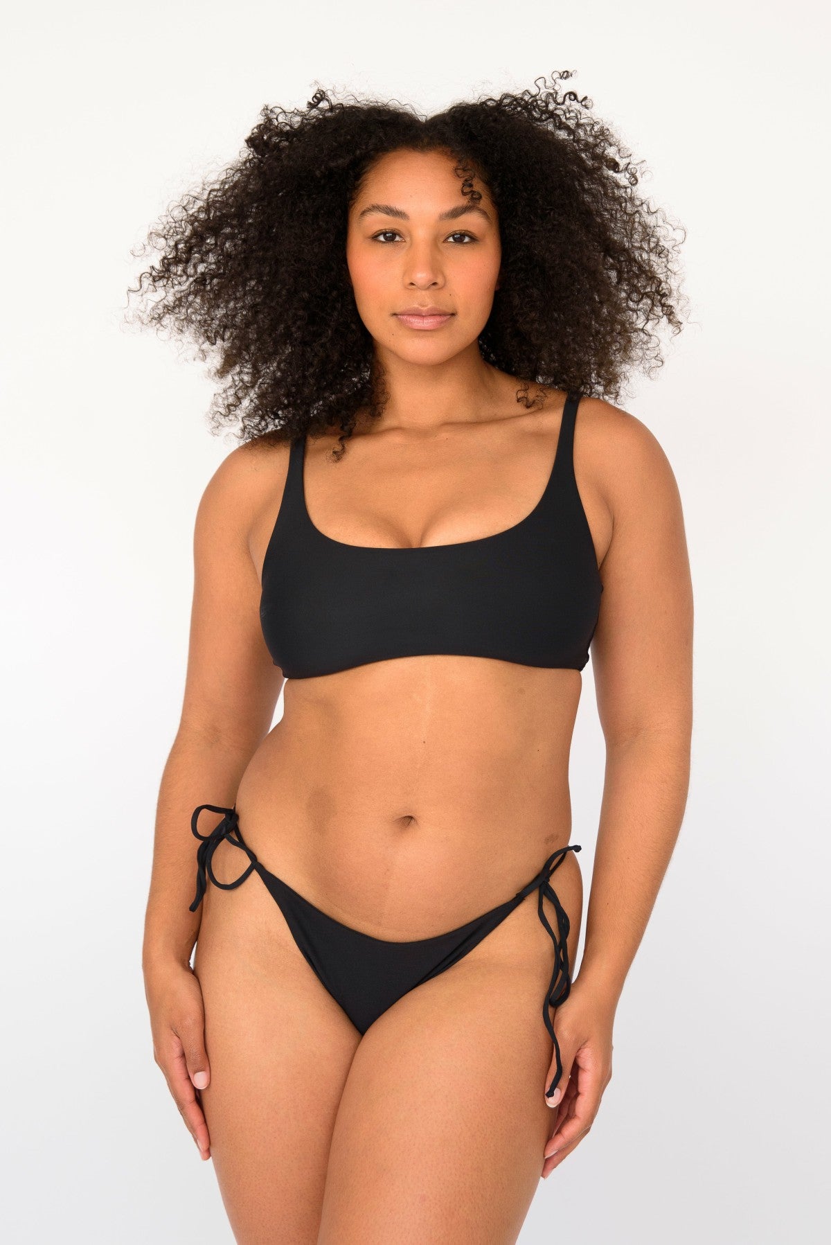 Mya Bikini Top in Black / Skatie US