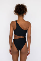 Nicole One Piece in Black / Skatie Online