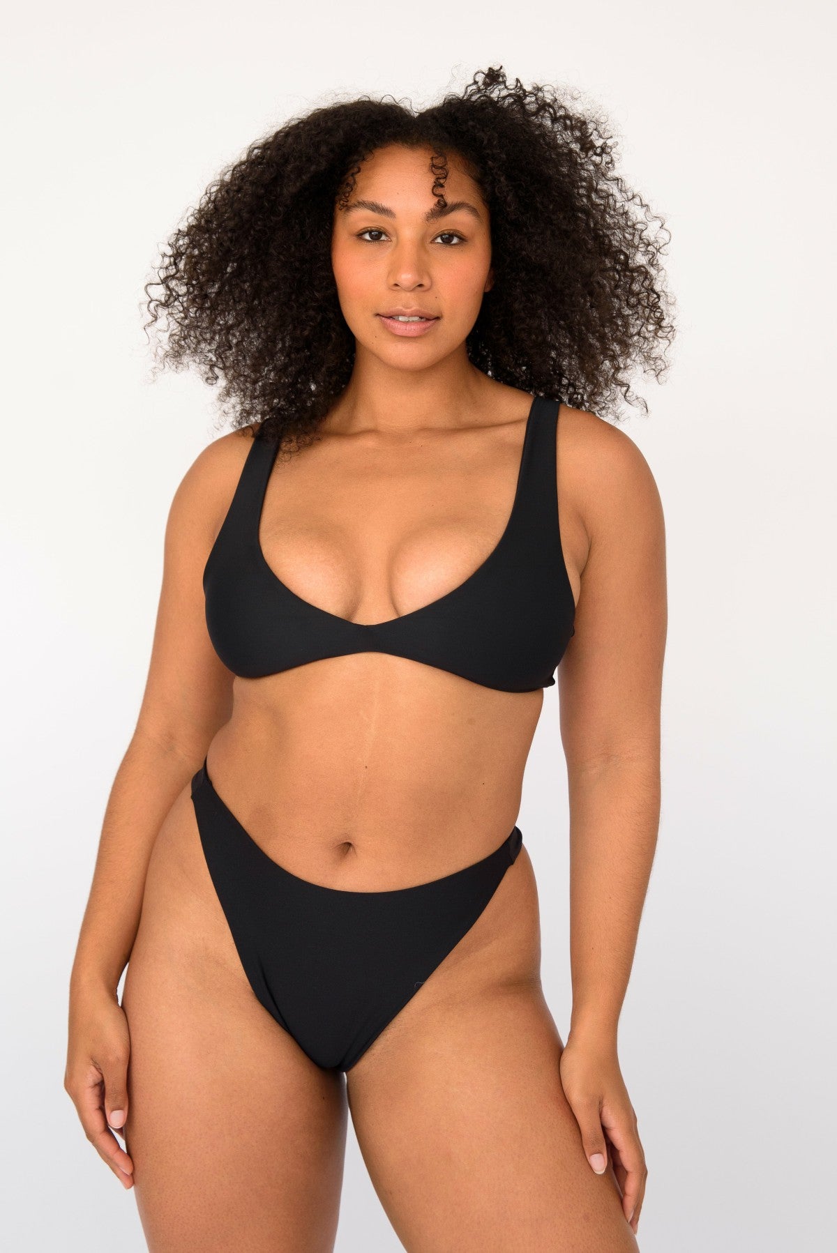 Kelly Bottom in Black / Skatie Sale