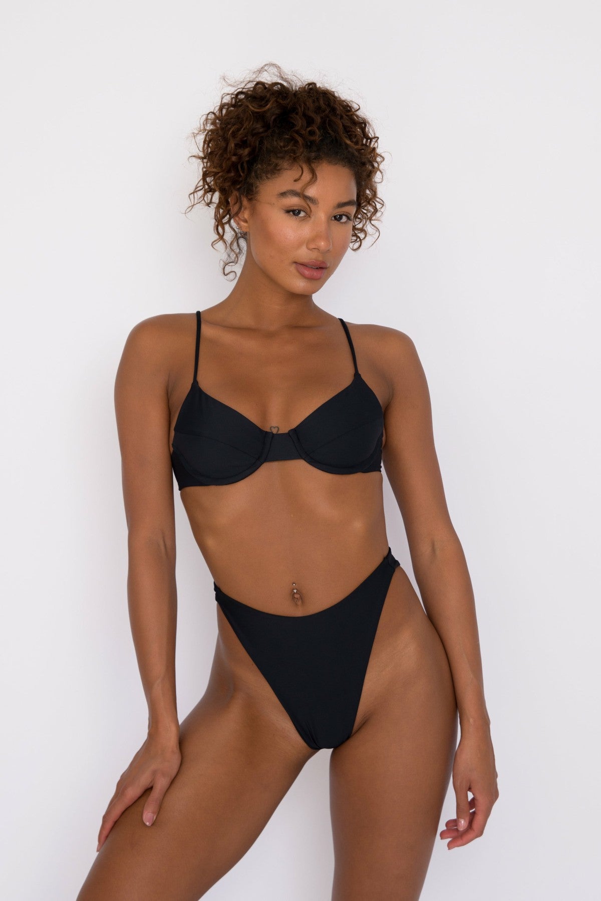 Kate Bikini Top in Black / Skatie US