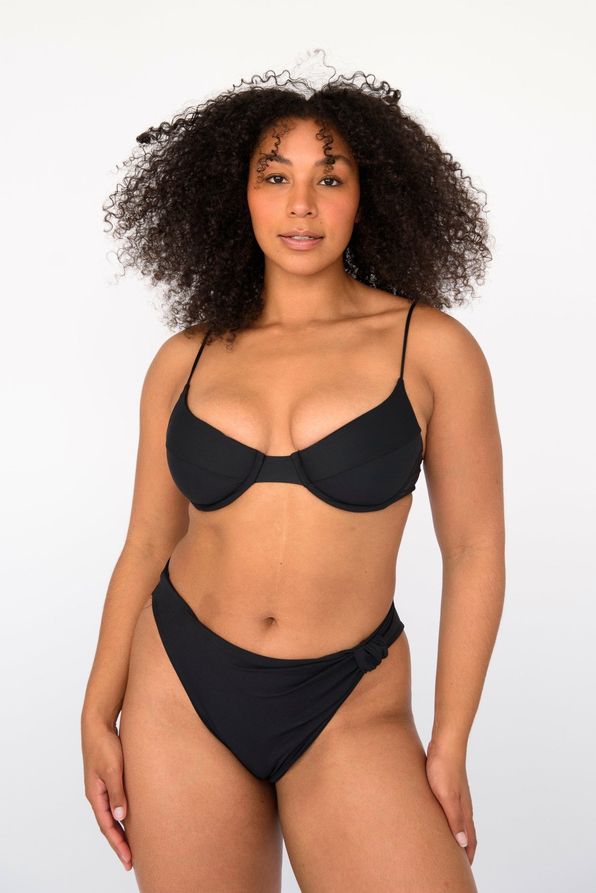 Kate Bikini Top in Black / Skatie US