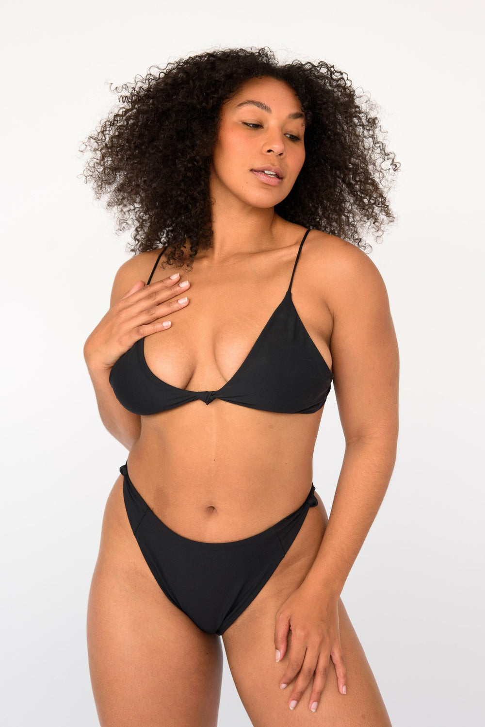 Salty Bottom in Black / Skatie Discount