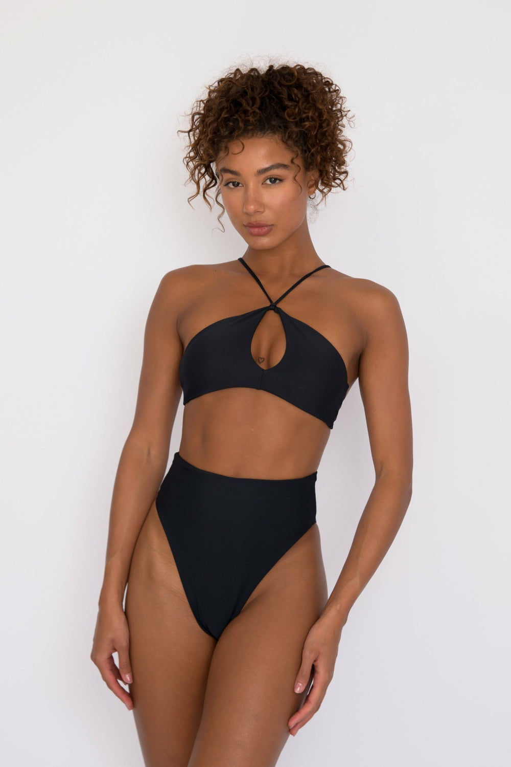 Monroe Bikini Bottom in Black / Skatie Online Shop