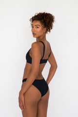Cheryl Bottom in Black / Skatie Online