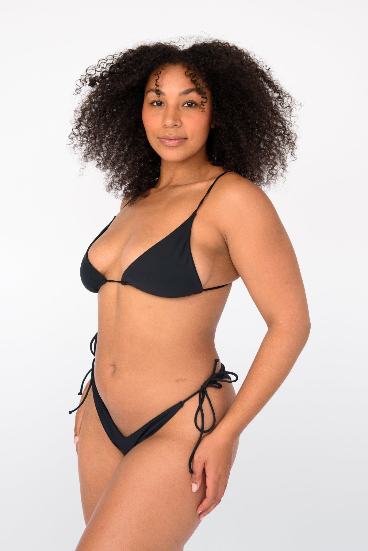 Ella Bikini Top in Black / Skatie Outlets