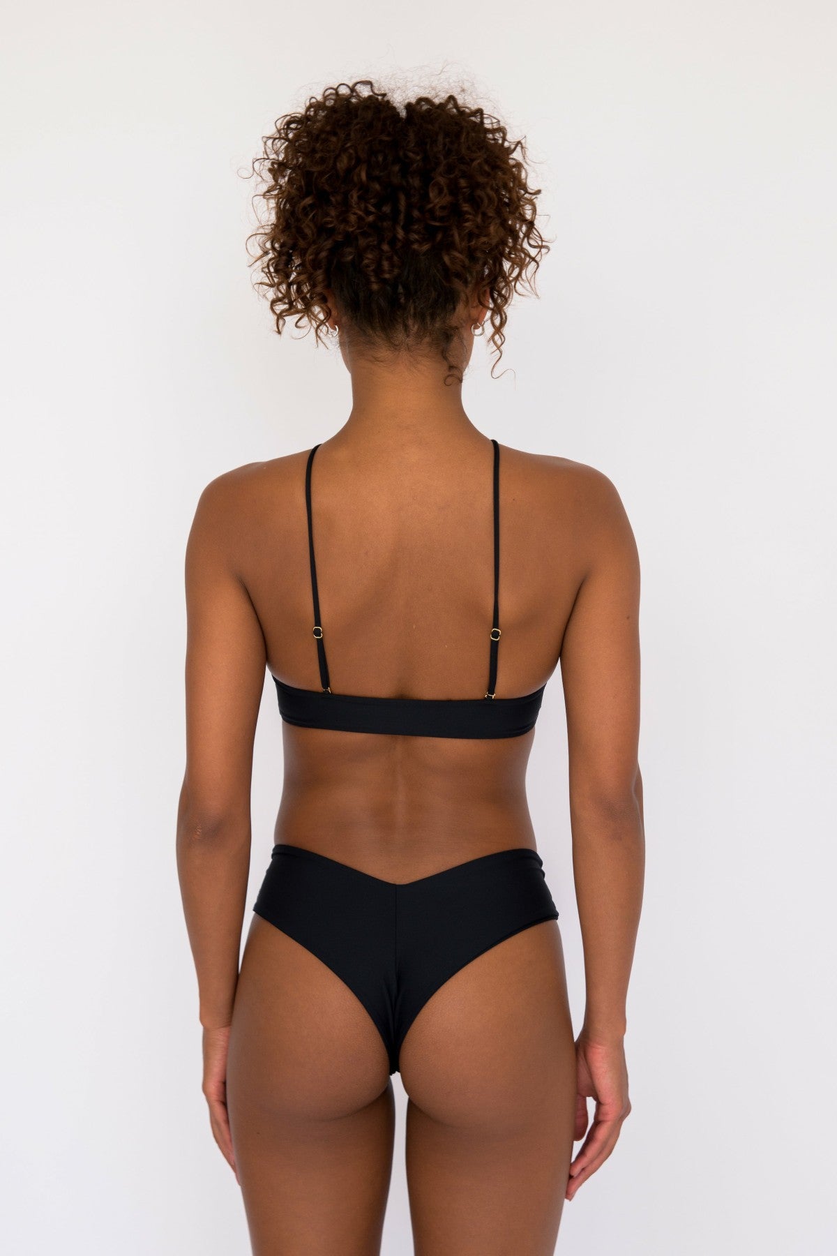 Jasmine Bikini Top in Black / Skatie US