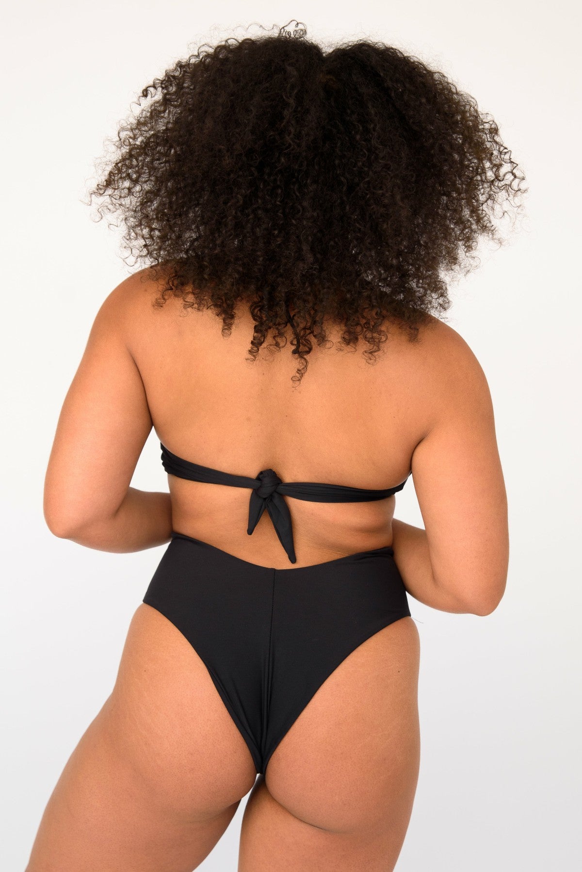 Melly Bikini Bottom in Black / Skatie Outlets