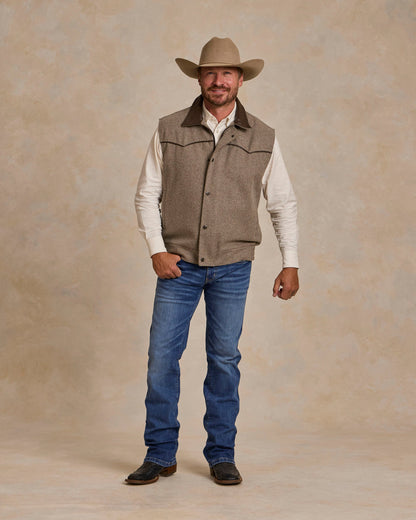 Schaefer Outfitter Cattle King Wool Vest