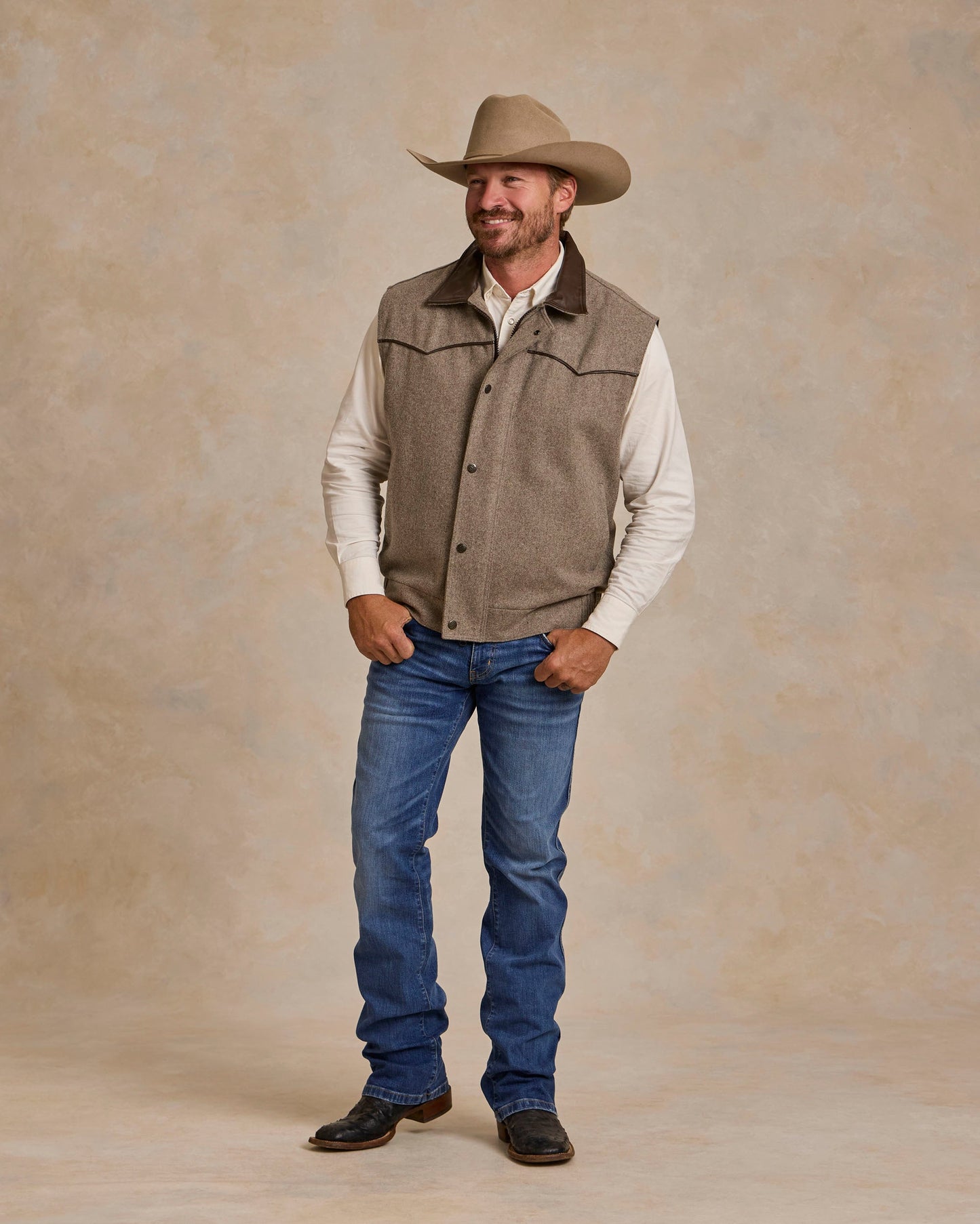 Schaefer Outfitter Cattle King Wool Vest