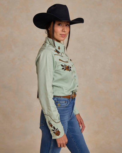 Schaefer Outfitter Women's Embroidered Snap Shirt