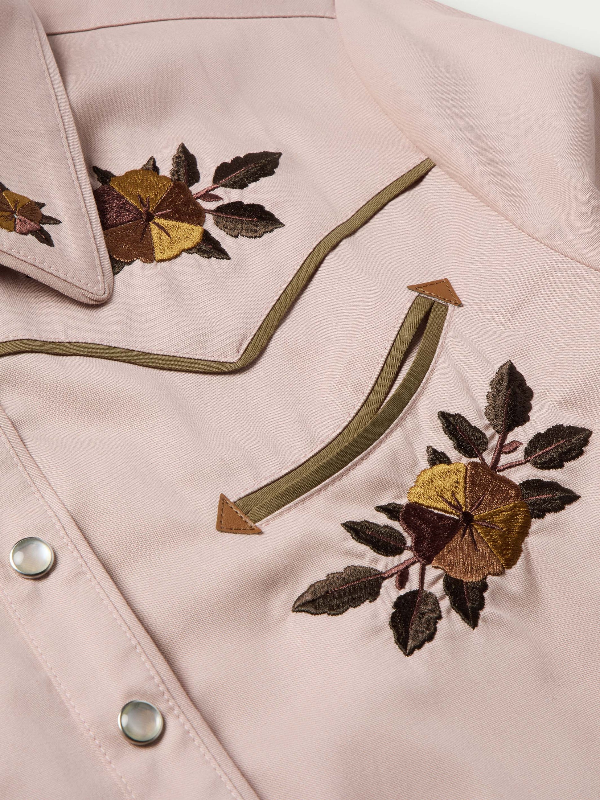 Schaefer Outfitter Women's Embroidered Snap Shirt