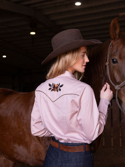 Schaefer Outfitter Women's Embroidered Snap Shirt