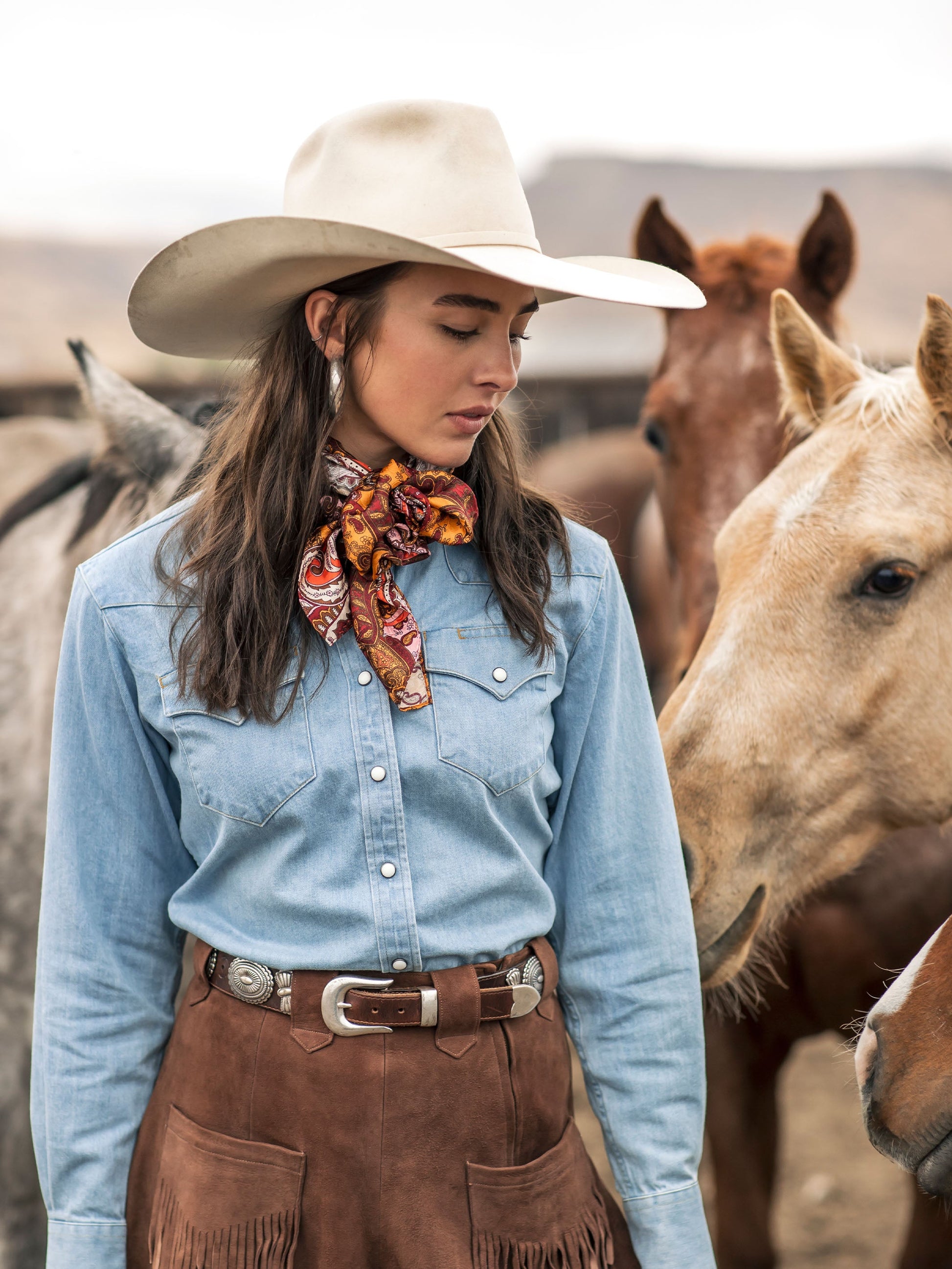 Schaefer Outfitter Women's Western Denim Pearl Snap