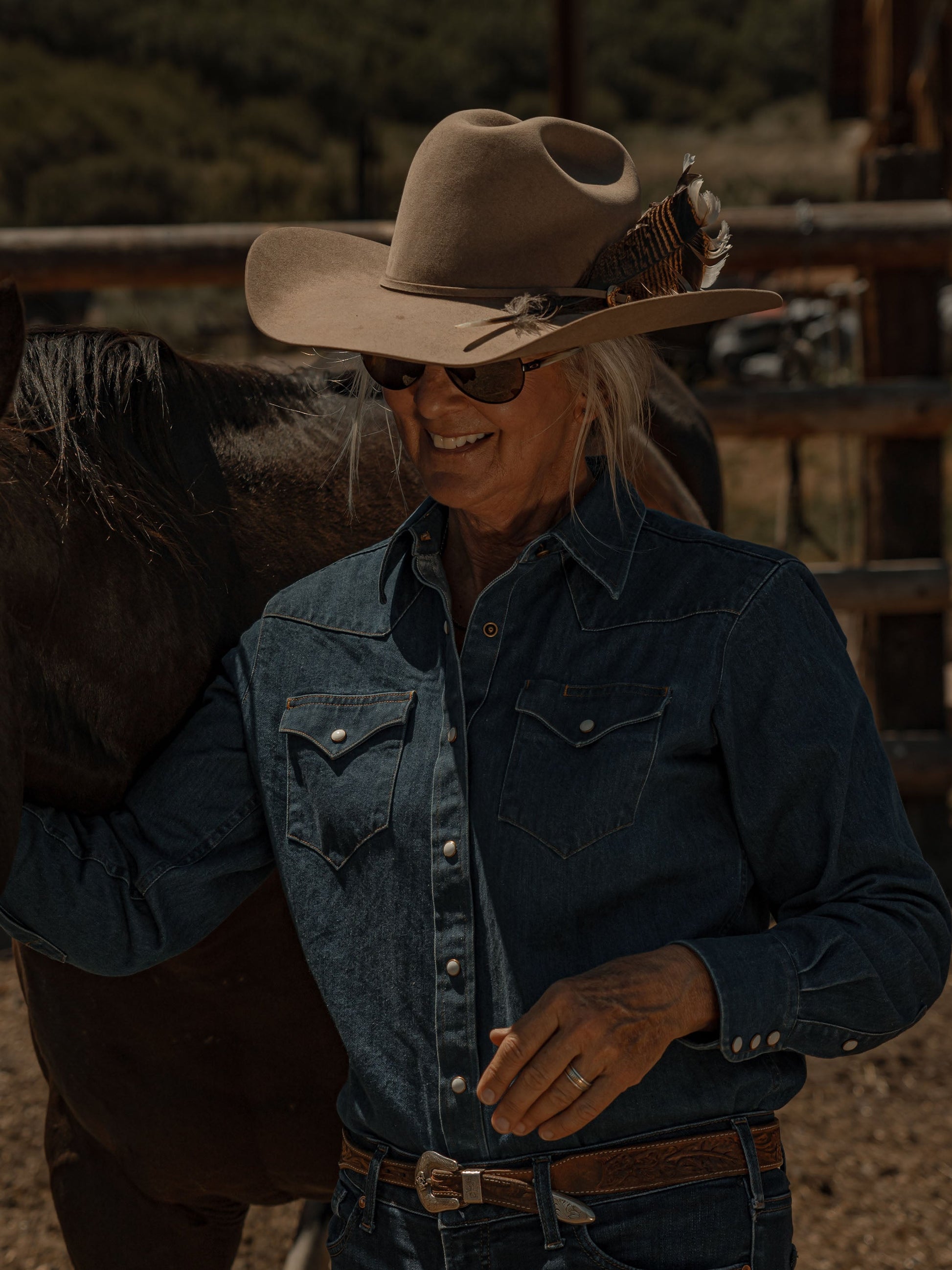 Schaefer Outfitter Women's Western Denim Pearl Snap