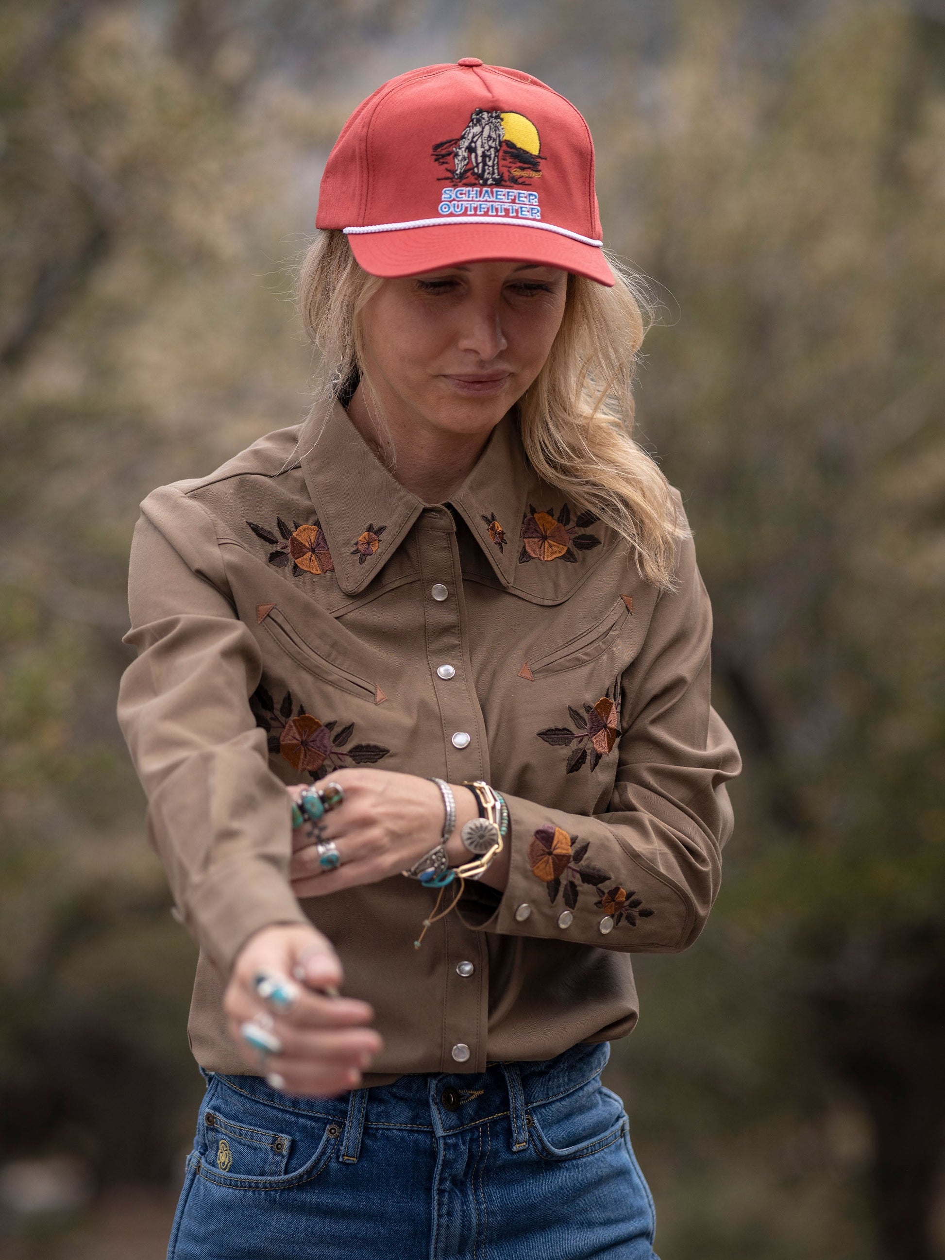 Schaefer Outfitter Women's Embroidered Snap Shirt