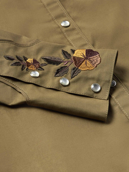Schaefer Outfitter Women's Embroidered Snap Shirt