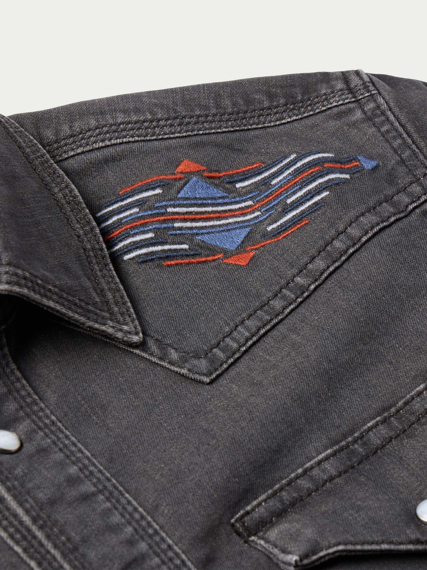 Schaefer Outfitter Women's Embroidered Denim Snap Shirt