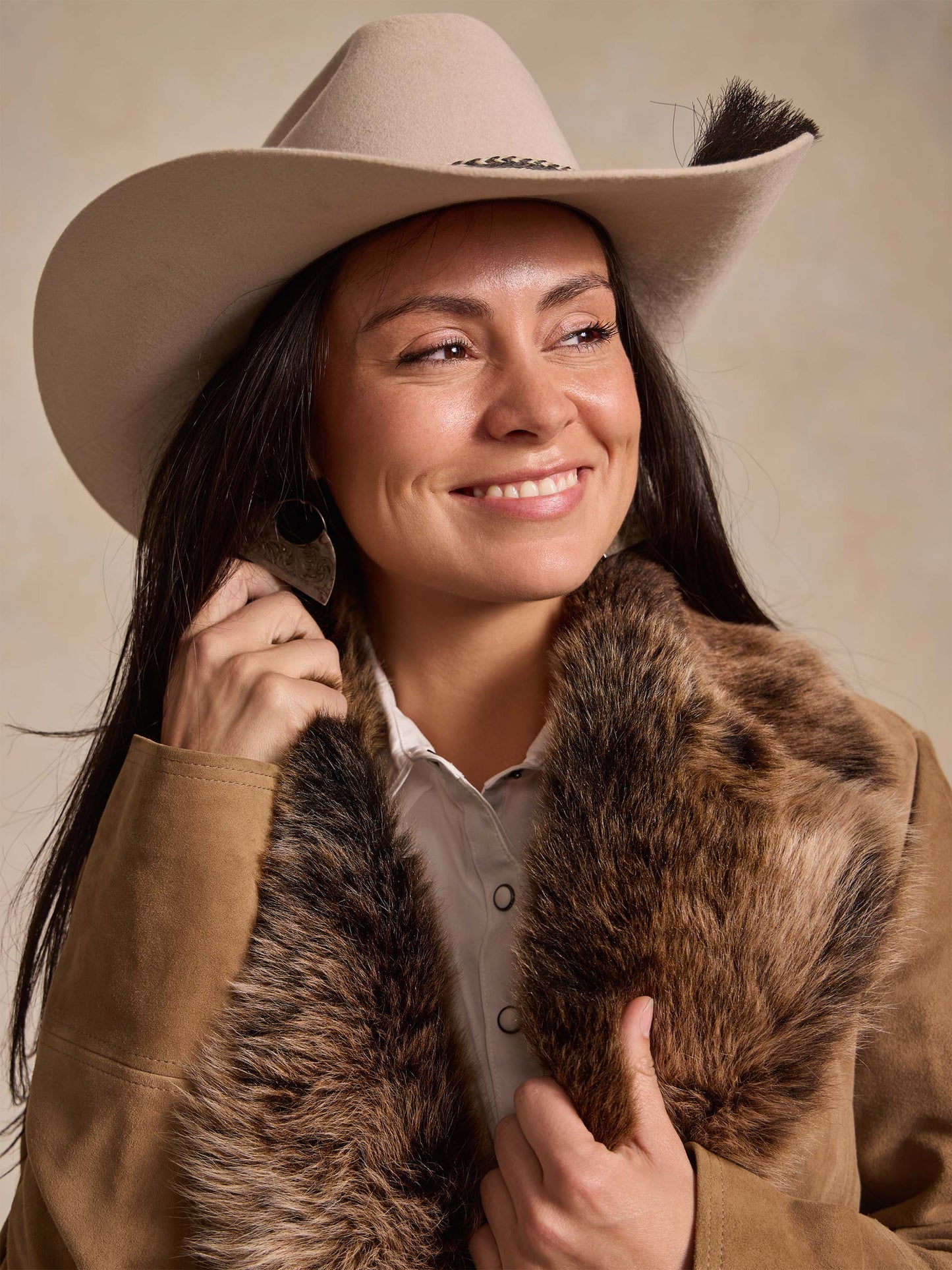 Schaefer Outfitter Women's Suede Coat With Toscana Shearling Collar