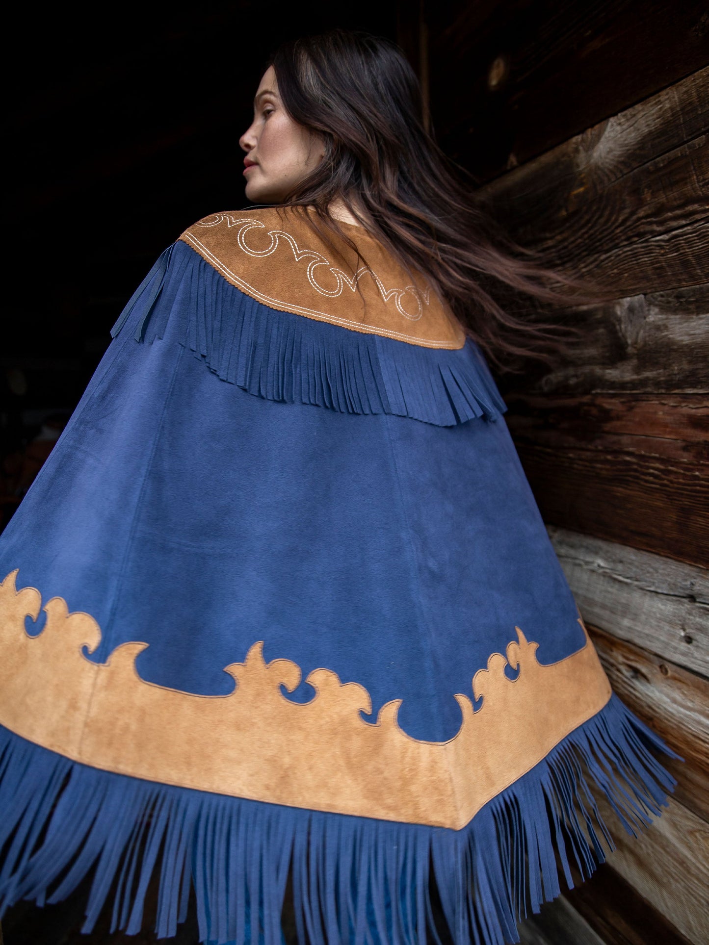 Schaefer Outfitter Women's Suede Fringe Cape