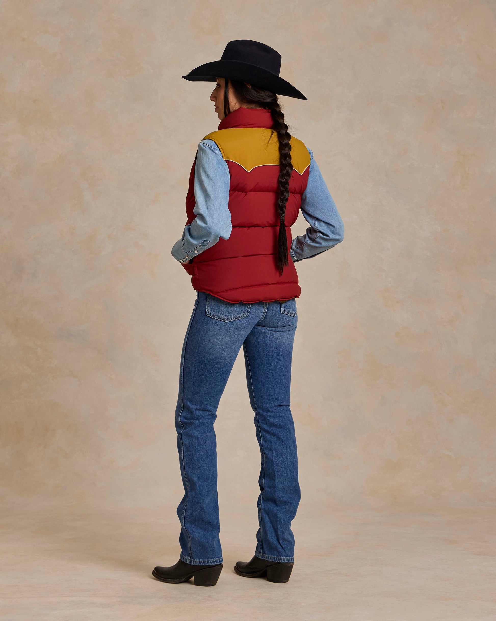 Schaefer Outfitter Women's Helena Down Vest