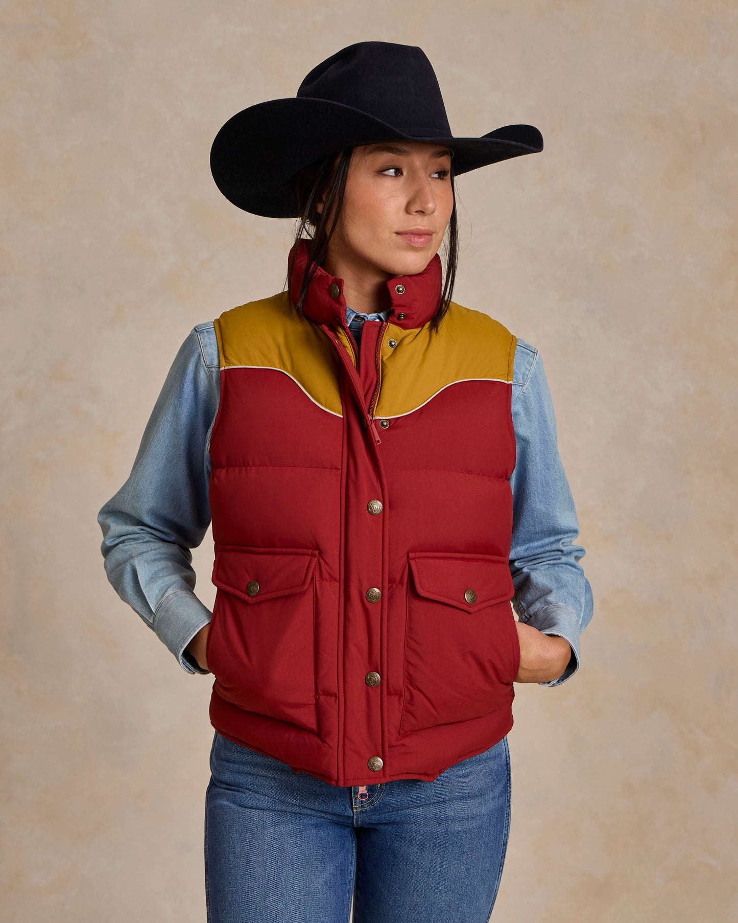 Schaefer Outfitter Women's Helena Down Vest