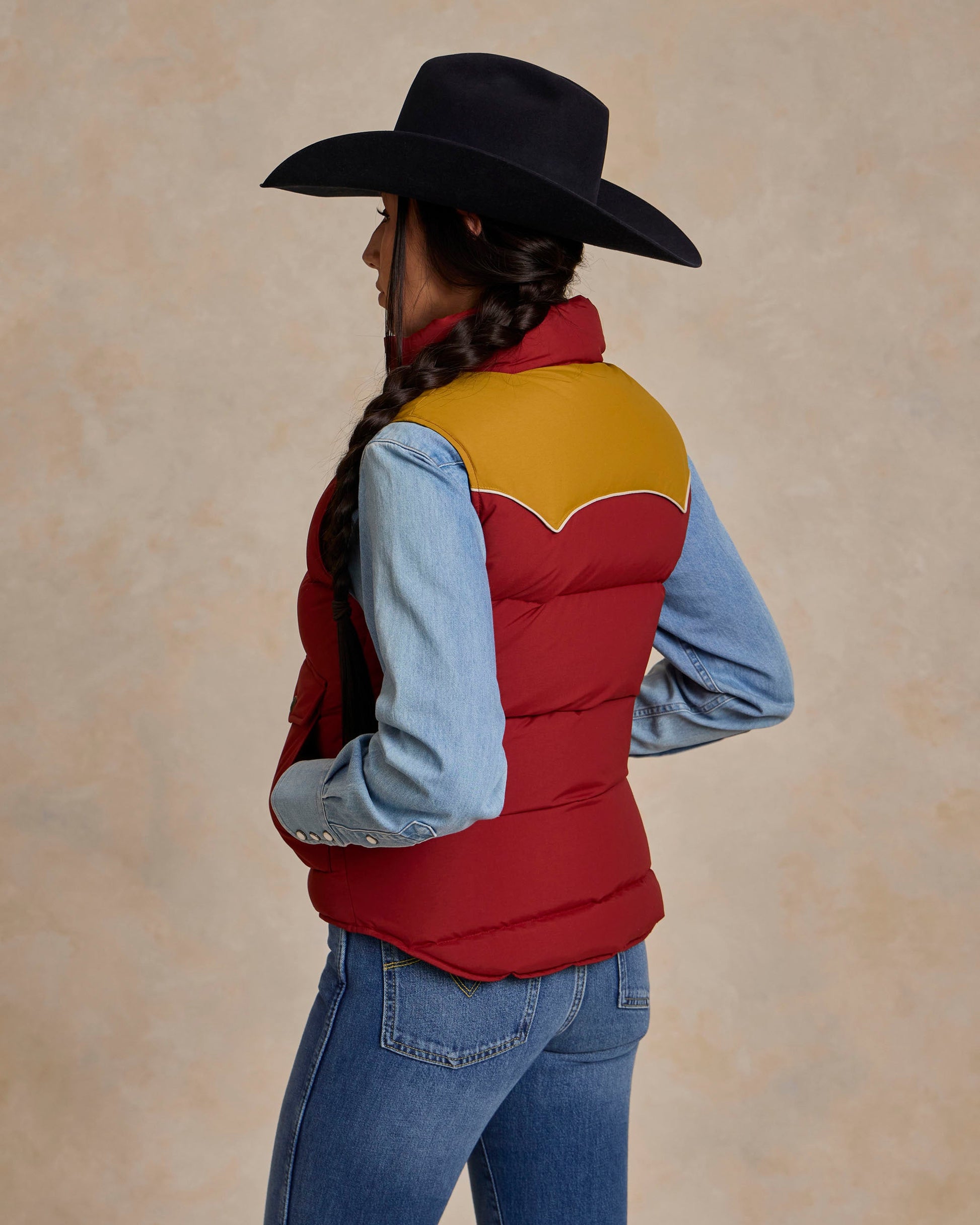 Schaefer Outfitter Women's Helena Down Vest